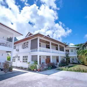 La Maison Hibiscus Self Catering Appartement Beau Vallon (Mahe)